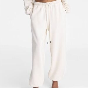 KBB by KAHLANA Women's High-Rise Straight Leg 'The Dwayne Sweats' M